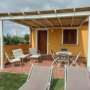 La Casina Di Campagna Tra E Bibbona Ferienhaus